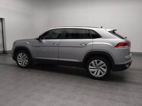 Used 2020 Volkswagen Atlas Cross Sport SE FWD image 3