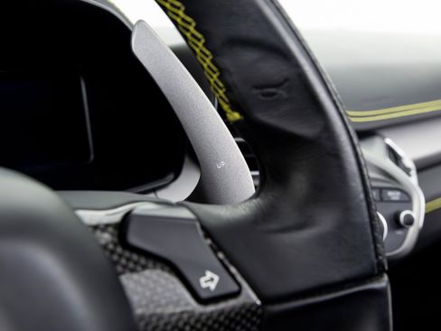 Used 2015 Ferrari 458 Spider image 23