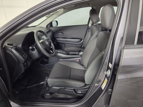 Used 2021 Honda HR-V LX image 11