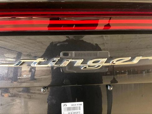 Used 2022 Kia Stinger GT2 image 31