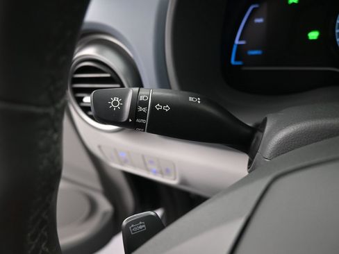 Used 2020 Hyundai Kona Limited image 21