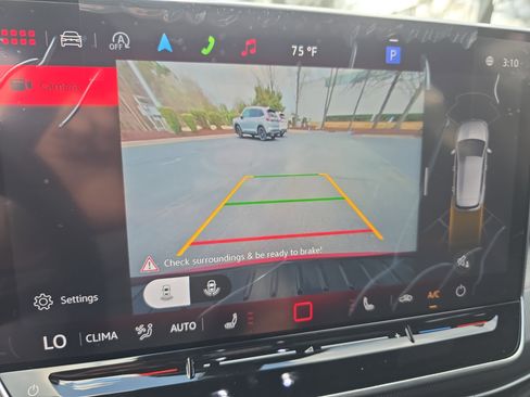New 2026 Volkswagen GTI SE FWD image 22