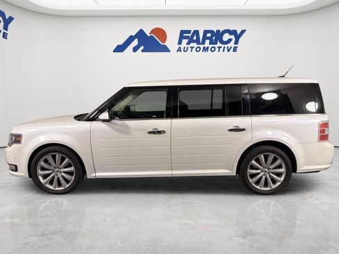 Used 2019 Ford Flex Limited w/ Equipment Group 303A AWD/4WD image 2