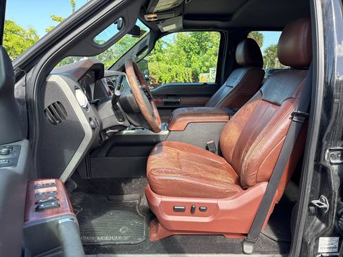 Used 2011 Ford F250 King Ranch w/ FX4 Off Road Pkg AWD/4WD image 31