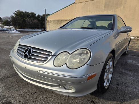 Used 2004 Mercedes-Benz CLK 320 Coupe image 1