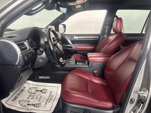Used 2023 Lexus GX 460 Luxury w/ Off Road Package AWD/4WD image 15