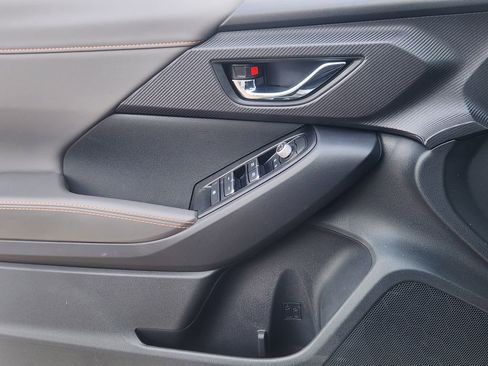 New 2026 Subaru Crosstrek 2.5i Limited w/ Crosstrek Mirror Package image 17