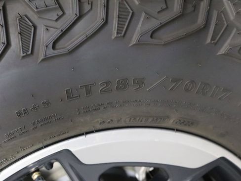 Used 2018 Jeep Wrangler Unlimited Rubicon AWD/4WD image 39