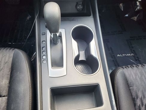 Used 2018 Nissan Altima 2.5 S w/ S Convenience Package image 38