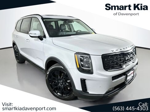 Used 2022 Kia Telluride SX w/ Nightfall Edition Package AWD/4WD image 1