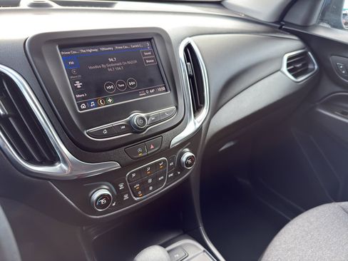 Used 2024 Chevrolet Equinox LT image 21