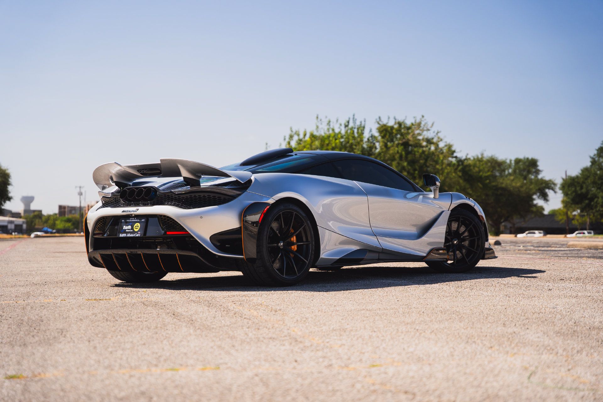 Used 2021 McLaren 765LT RWD image 28