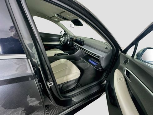 Used 2025 Hyundai Sonata SEL FWD image 29