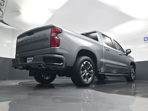 Used 2025 Chevrolet Silverado 1500 High Country w/ Technology Package AWD/4WD image 46