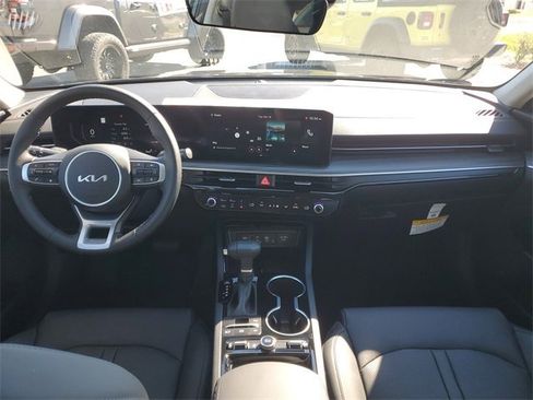 New 2026 Kia K5 EX image 16
