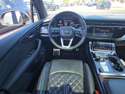 Used 2023 Audi SQ7 Premium Plus AWD/4WD image 9