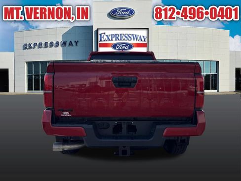 Used 2024 Toyota Tacoma 4x4 Double Cab image 5
