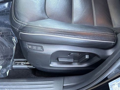 Used 2025 MAZDA CX-5 AWD 2.5 S w/ Preferred Package image 23