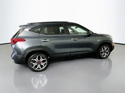 Used 2023 Kia Seltos SX w/ SX Sunroof Package AWD/4WD image 8