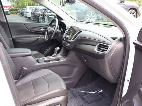 Used 2021 Chevrolet Equinox Premier FWD image 32