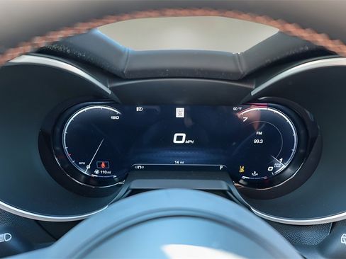 New 2025 Alfa Romeo Stelvio Sprint image 11