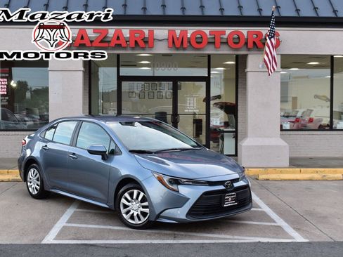 Used 2024 Toyota Corolla LE image 1