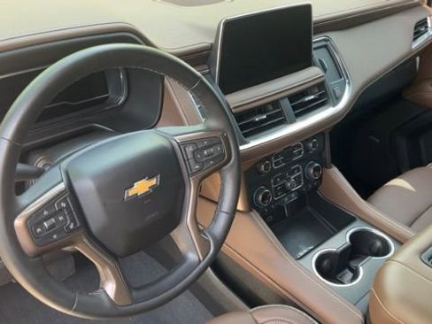 Used 2023 Chevrolet Tahoe High Country image 6