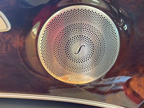 Used 2017 Mercedes-Benz E 300 4MATIC image 16