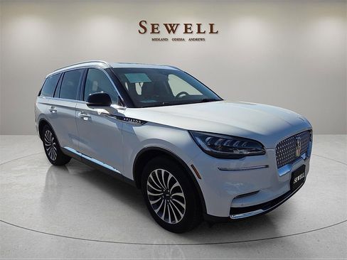 Used 2022 Lincoln Aviator Reserve w/ Elements Package Plus image 6