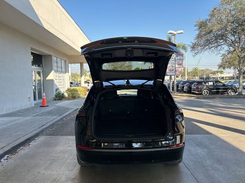 Used 2024 Jeep Wagoneer Launch Edition image 37