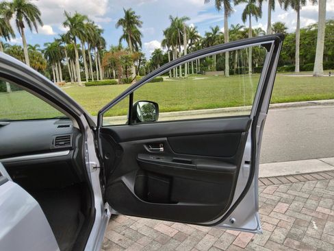 Used 2014 Subaru Impreza 2.0i Premium w/ All-Weather Package w/CVT AWD/4WD image 35