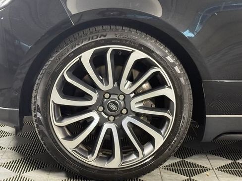 Used 2019 Land Rover Range Rover Long Wheelbase Supercharged AWD/4WD image 13