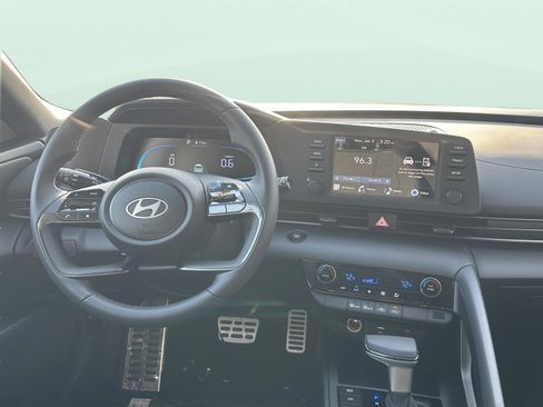 New 2026 Hyundai Elantra Sport image 8