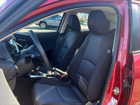 Used 2017 Toyota Yaris iA image 23