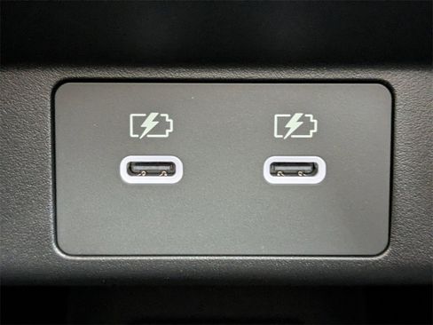 New 2026 Mitsubishi Outlander SE image 15