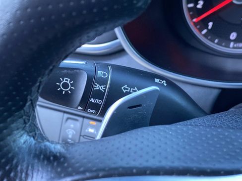 Used 2021 Genesis G70 2.0T w/ Elite Package image 20