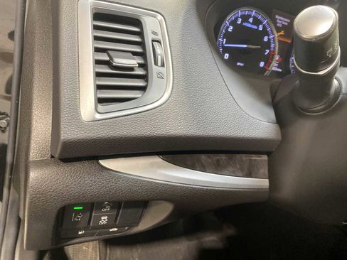 Used 2020 Acura TLX w/ Technology Package image 24