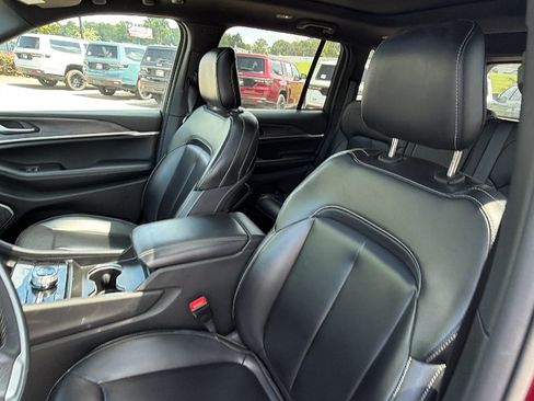 Used 2024 Jeep Grand Cherokee Limited 4xe AWD/4WD image 18