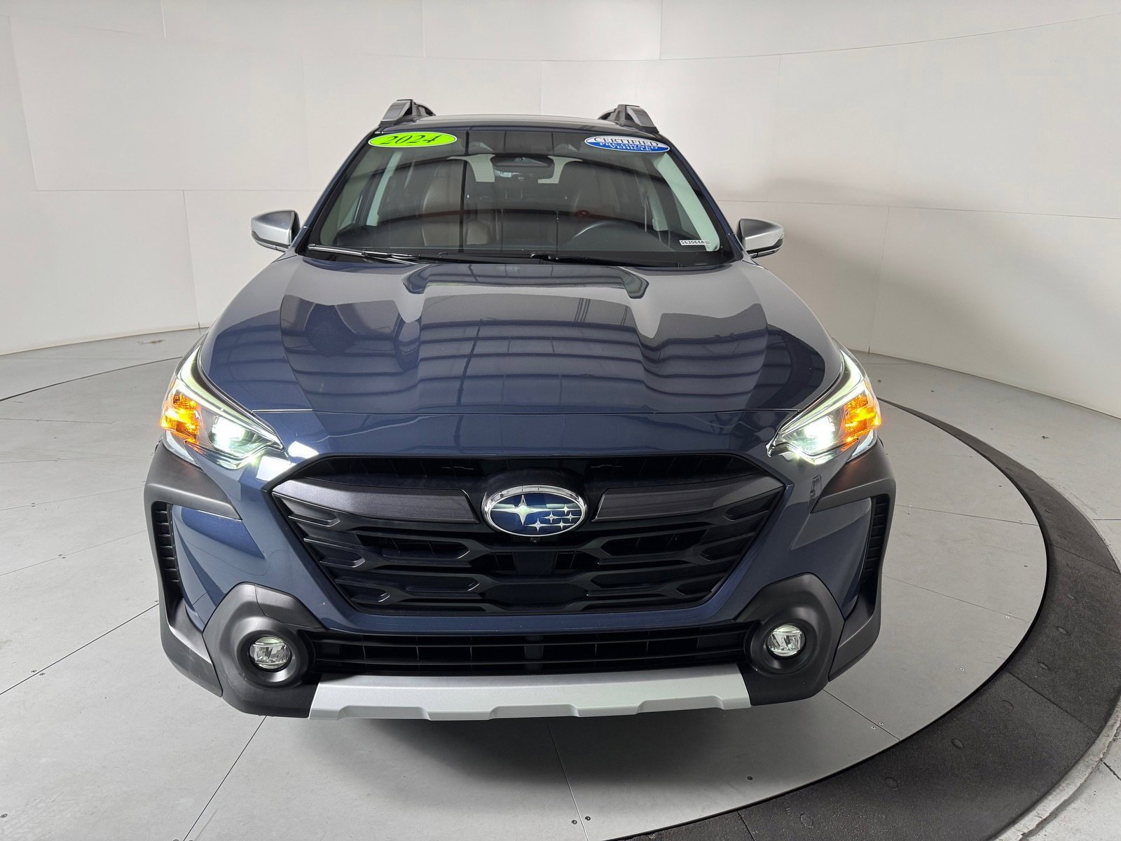 Certified 2024 Subaru Outback Touring XT AWD/4WD image 8
