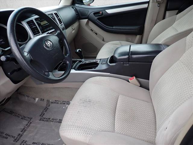 Used 2007 Toyota 4Runner SR5 AWD/4WD image 8