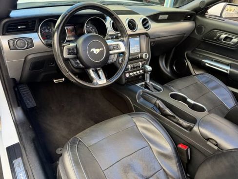 Used 2019 Ford Mustang GT Premium RWD image 18