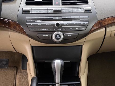 Used 2009 Honda Accord EX-L image 10