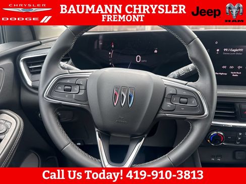 Used 2025 Buick Encore GX Preferred FWD image 14