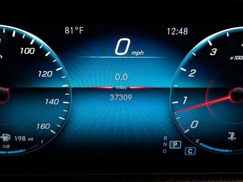 Certified 2022 Mercedes-Benz GLB 250 image 12