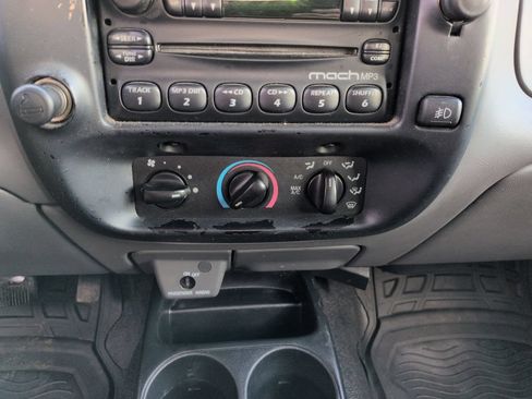 Used 2003 Ford Ranger 2WD Regular Cab image 17