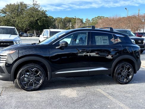 New 2026 Nissan Kicks SR w/ Cold Weather Package image 30