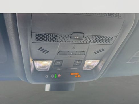 Used 2021 Cadillac XT5 Premium Luxury image 24