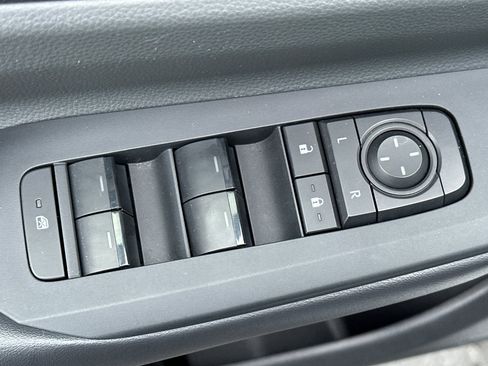 Used 2023 Toyota Prius LE image 15