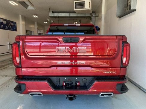 Used 2023 GMC Sierra 1500 AT4 w/ AT4 Preferred Package image 8