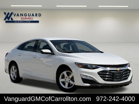 Used 2024 Chevrolet Malibu LT FWD image 2